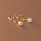Brincos de Pérola Barroca Elegantes