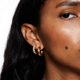 Brincos de Charme em Madre-Pérola