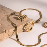 Brincos de Charme em Madre-Pérola